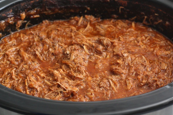 Reheat pulled pork in the crockpot
