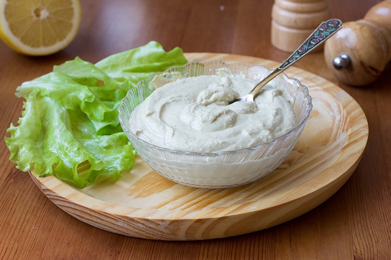 Salad-with-Tofu-Dressing