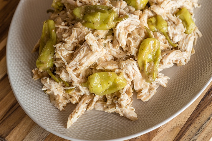 Keto-Crock-Pot Mississippi-Chicken-Recipe